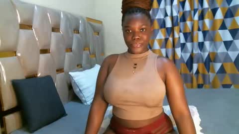 Snapshot of peachygirl255 chatting on October 2025 12:58:01 PM Peachy online show from October 2025 12:58:01 PM