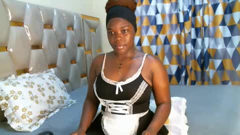 Snapshot of peachygirl255 chatting on October 2025 06:41:02 AM Peachy online show from October 2025 06:41:02 AM