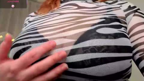 Snapshot of peachymochi chatting on March 2026 09:39:02 PM Seraphina online show from March 2026 09:39:02 PM