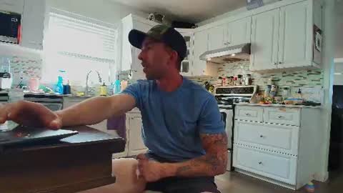 peaked_pleasures online show from June 2026 11:40:02 PM