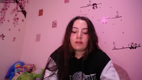 Pearl online show from October 2025 04:13:01 AM