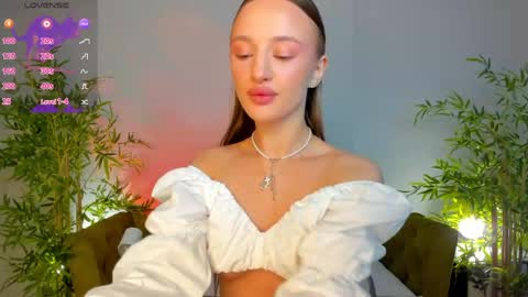 Sex Leah online show from June 2026 01:00:01 AM
