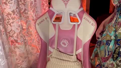 Adelina online show from September 2025 04:38:02 AM