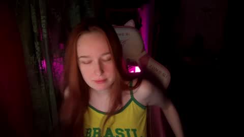 Snapshot of pearlprincess_ chatting on April 2026 03:21:02 AM Adelina online show from April 2026 03:21:02 AM