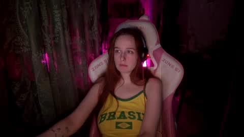 Snapshot of pearlprincess_ chatting on May 2026 01:36:01 AM Adelina online show from May 2026 01:36:01 AM