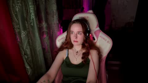 Snapshot of pearlprincess_ chatting on May 2026 04:23:02 PM Adelina online show from May 2026 04:23:02 PM