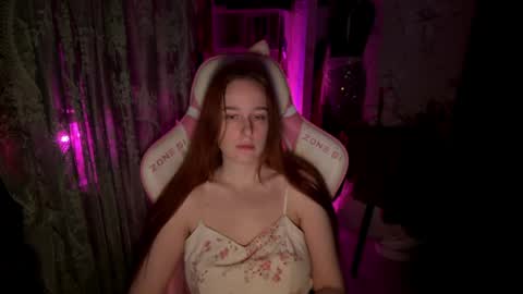 Snapshot of pearlprincess_ chatting on May 2026 03:45:02 AM Adelina online show from May 2026 03:45:02 AM