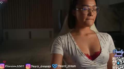 Snapshot of pearly_dream chatting on March 2026 12:55:02 PM Leo online show from March 2026 12:55:02 PM