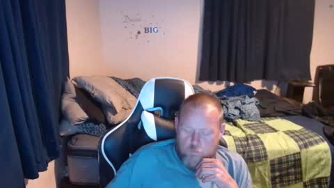 pecker40 online show from January 2025 02:06:02 AM