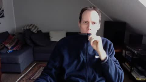 Arno online show from December 2024 01:30:02 PM