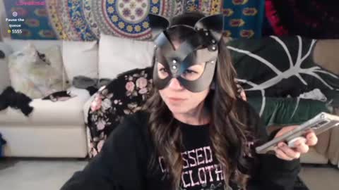 NEXT CHILL SESH  1130 930pm -ish PEEK online show from December 2024 02:54:01 AM