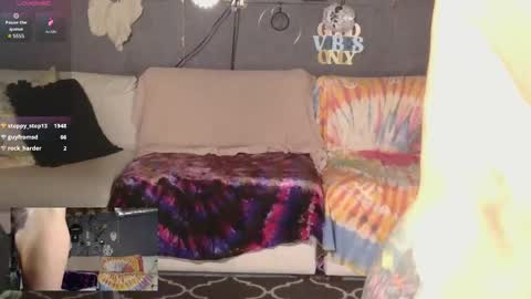 NEXT CHILL SESH  1130 930pm -ish PEEK online show from October 2025 02:56:02 AM