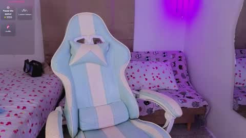 peggy-funn online show from December 2025 02:31:01 AM