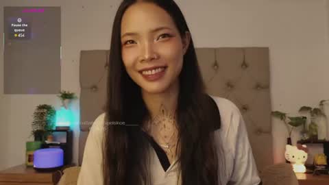 Snapshot of peisinoe_____ chatting on June 2026 10:27:02 PM Kris online show from June 2026 10:27:02 PM