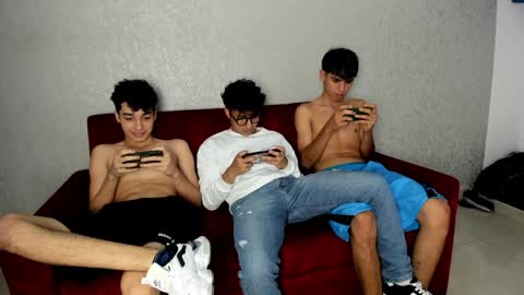 CAIN-19  ALLEN-18 RONALD-18 AUSTIN-18 MOD DANTE online show from January 2025 08:37:02 PM