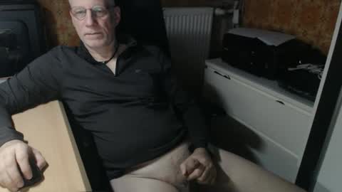 Pemue65 online show from January 2026 07:00:01 AM