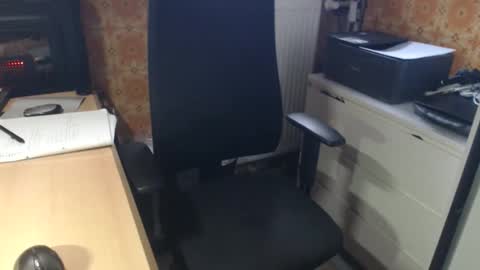 Snapshot of pemue65 chatting on February 2026 07:29:01 AM Pemue65 online show from February 2026 07:29:01 AM