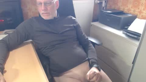 Pemue65 online show from May 2026 06:44:01 AM
