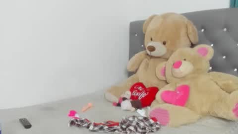 Snapshot of penelope_fox29 chatting on May 2026 04:04:02 PM penelope_fox29 online show from May 2026 04:04:02 PM