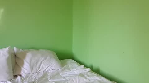 The Queen of deepthroat in this room all your dreams come true xx online show from February 2025 02:14:01 AM