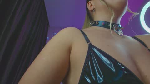 Dia  online show from February 2025 01:30:02 AM