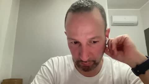 peppinslosqualo online show from April 2026 09:35:01 PM