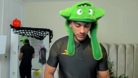 percy_god online show from September 2025 11:02:02 AM