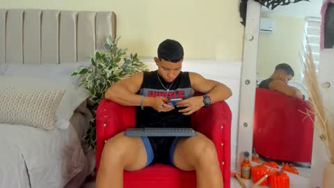 percy_god online show from October 2025 07:00:01 PM