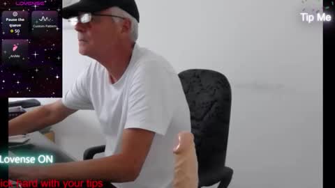 Snapshot of perdill chatting on September 2025 12:26:01 PM Mr Pondaro online show from September 2025 12:26:01 PM