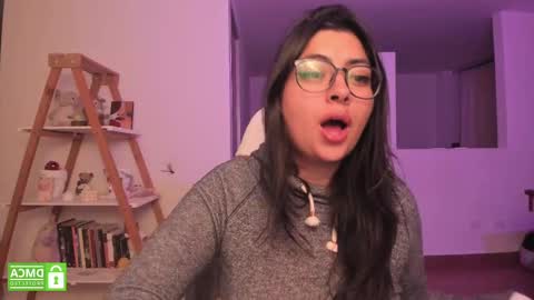 Sarah Ana Banana online show from February 2025 02:20:01 AM