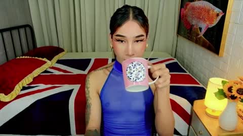 Chloe online show from October 2025 02:01:02 AM