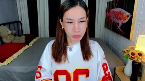 Chloe online show from October 2025 12:45:02 PM