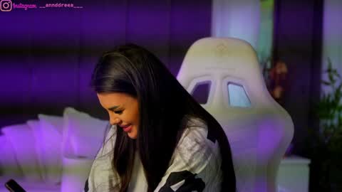 Dee online show from September 2025 02:17:01 PM