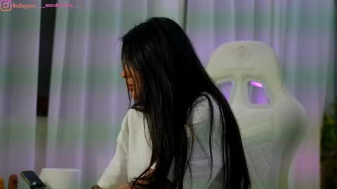 Dee online show from April 2026 12:50:02 PM