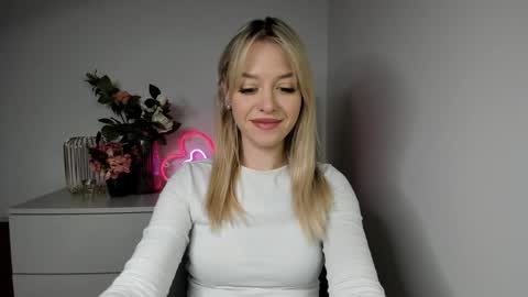 Cindy online show from December 2024 06:20:02 AM