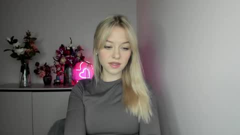 Cindy online show from March 2025 06:32:01 AM