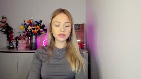 Cindy online show from October 2025 05:30:01 AM