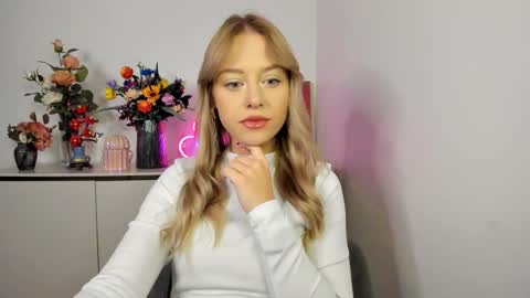 Cindy online show from November 2025 06:23:01 AM