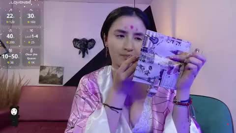   online show from October 2025 06:26:01 PM