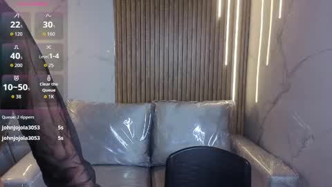 Snapshot of perla_lovely chatting on June 2026 12:00:02 PM perla_lovely online show from June 2026 12:00:02 PM