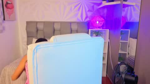  PERLA online show from June 2026 12:40:01 PM