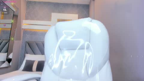 Snapshot of perlaevansx chatting on February 2025 11:26:02 PM PERLA online show from February 2025 11:26:02 PM