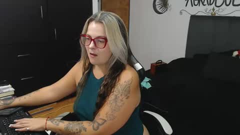 goloza online show from November 2025 04:00:01 AM