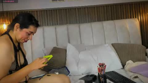 Snapshot of perlapreciosa chatting on July 2026 04:37:01 AM PerlaPreciosa online show from July 2026 04:37:01 AM