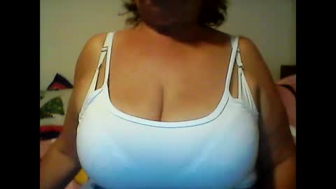 Snapshot of perlita070822 chatting on January 2025 06:58:02 AM perlita070822 online show from January 2025 06:58:02 AM