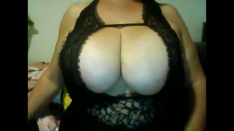 Snapshot of perlita070822 chatting on January 2025 04:55:01 AM perlita070822 online show from January 2025 04:55:01 AM