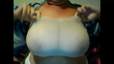 Snapshot of perlita070822 chatting on February 2025 04:24:02 AM perlita070822 online show from February 2025 04:24:02 AM