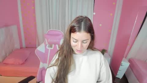 Marie online show from November 2025 09:33:02 AM