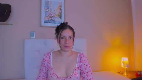 Snapshot of persefone_saira chatting on April 2026 11:20:01 AM Marie online show from April 2026 11:20:01 AM