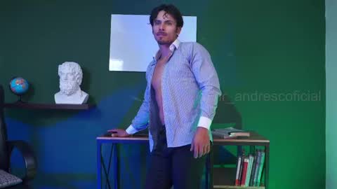 andres    online show from December 2024 08:22:01 PM